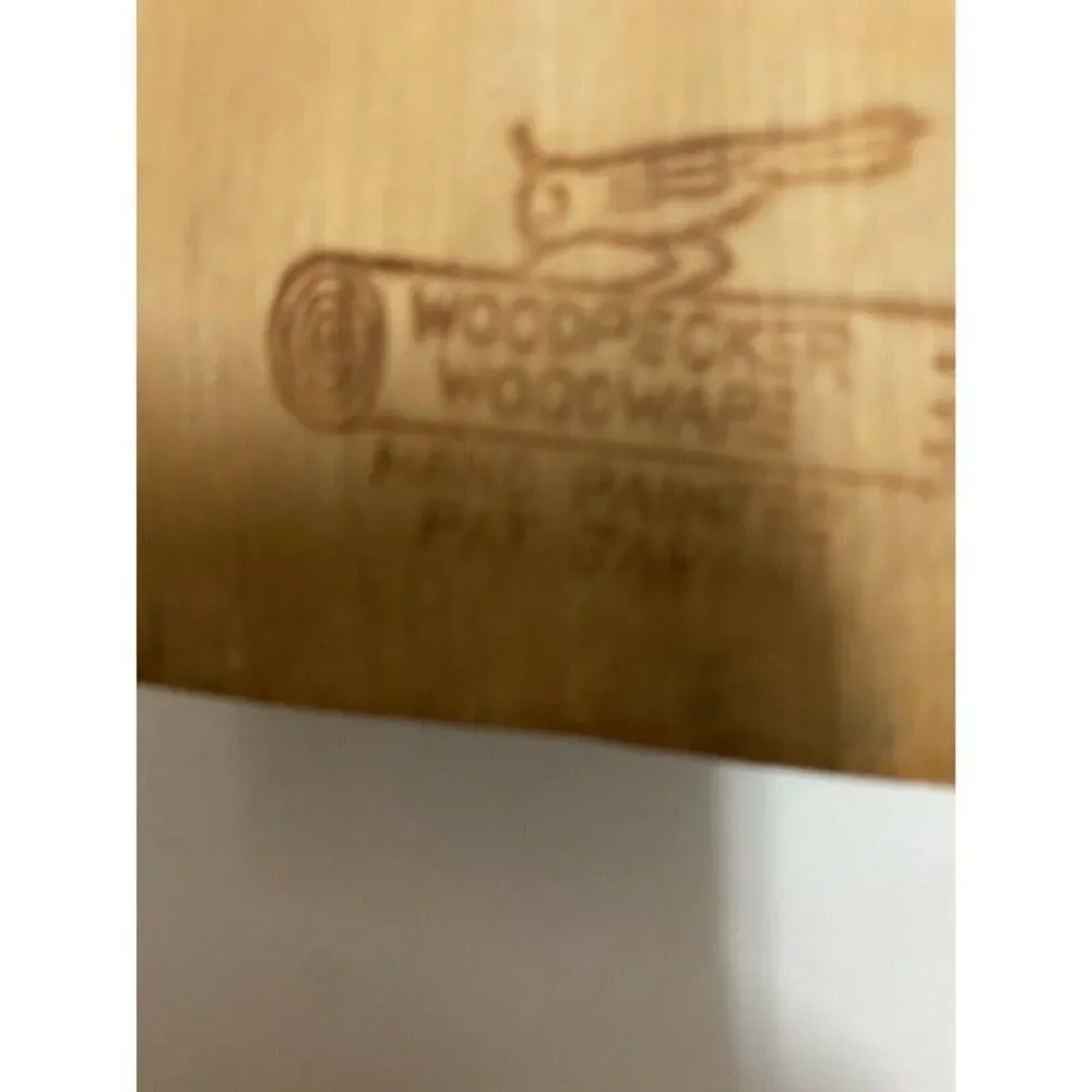 VINTAGE WOODPECKER WOODWARE WALL MOUNT 6 knife holder rooster